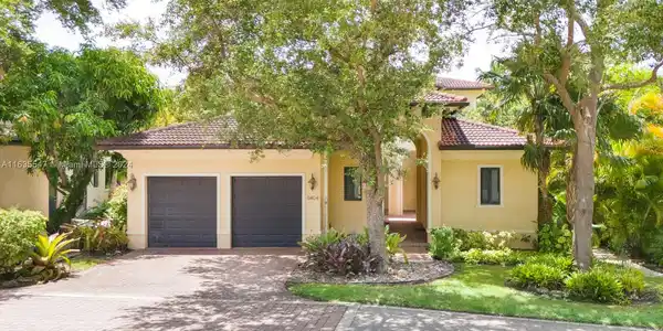 11404 Smathers Cir