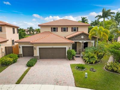 3664 SE 2nd Dr
