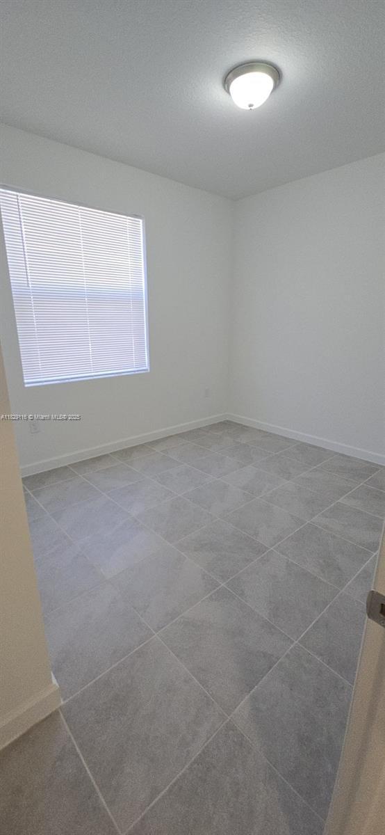 Image 4: FIRST FLOOR BEDROOM