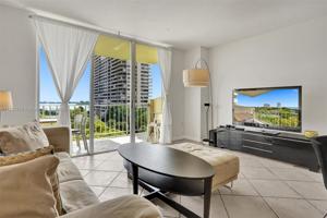 11111 Biscayne Blvd Unit 6A (622)