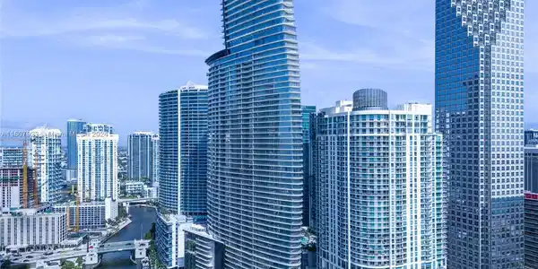 300 Biscayne Blvd Way