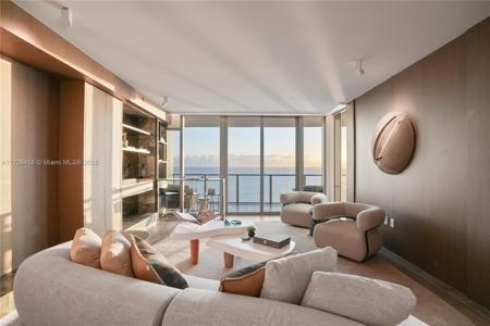 1116 N Ocean Blvd