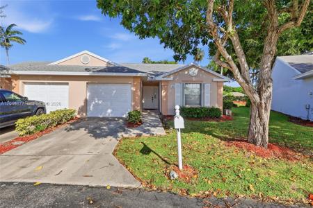 1855 SE 6th Ct