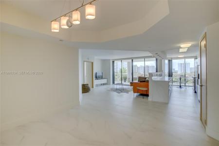 3600 Yacht Club Dr