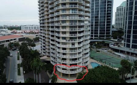 2843 S Bayshore Dr