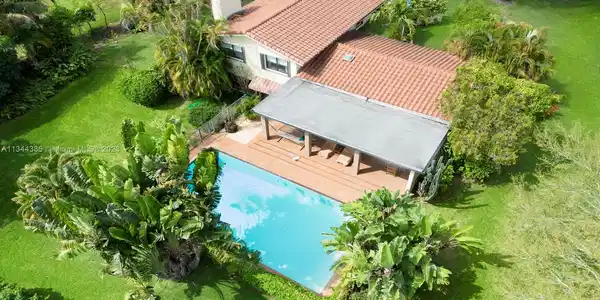 12555 Moss Ranch Rd