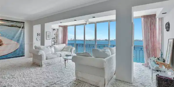 11111 Biscayne Blvd Unit 15D