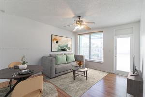 1150 Euclid Ave Unit 205