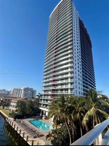 2602 E Hallandale Beach Blvd