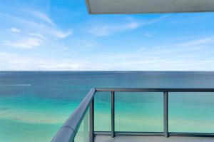 17121 Collins Ave Unit 3708
