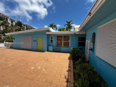 2318 N Ocean Blvd