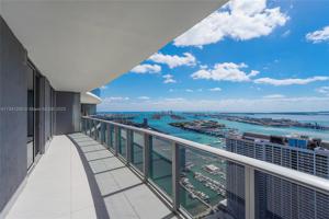 488 NE 18th St Unit 4908