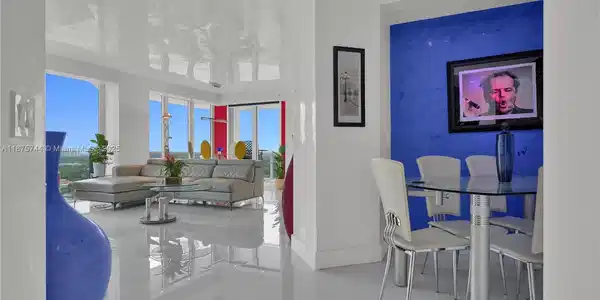 4779 Collins Ave