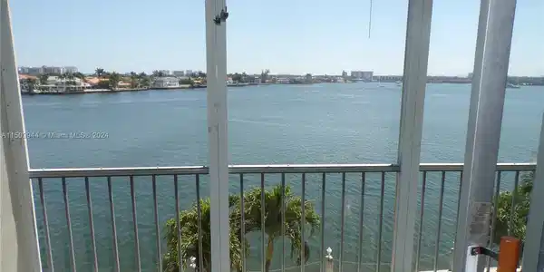 3010 Marcos Dr