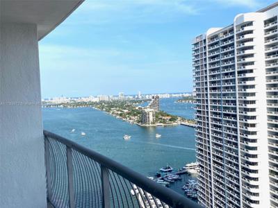 1750 N Bayshore Dr