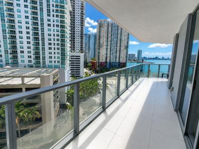 1300 Brickell Bay Dr