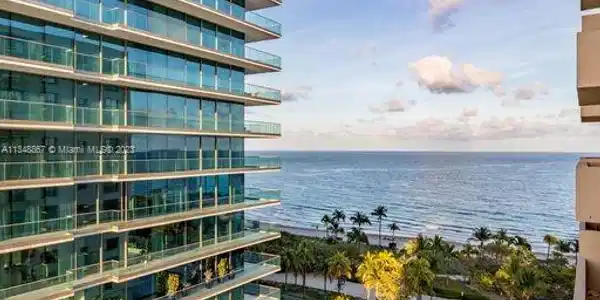 10185 COLLINS AVE Unit 1122