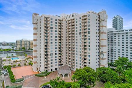 1865 S Ocean Dr