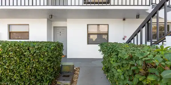 1270 SE Parkview