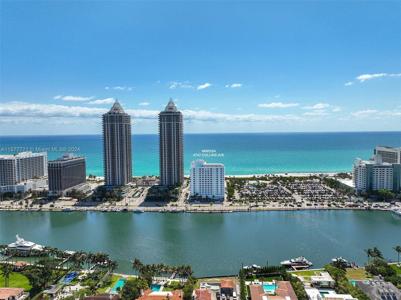 4747 Collins Ave