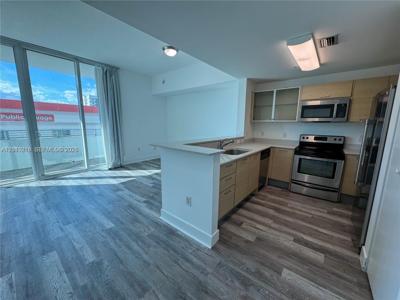350 NE 24th St