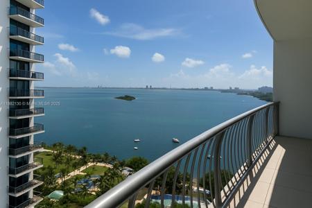 1750 N Bayshore Dr