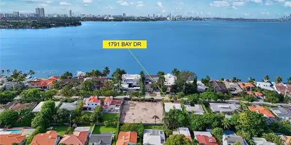 1791 Bay Dr
