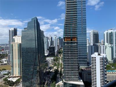 1541 Brickell Ave