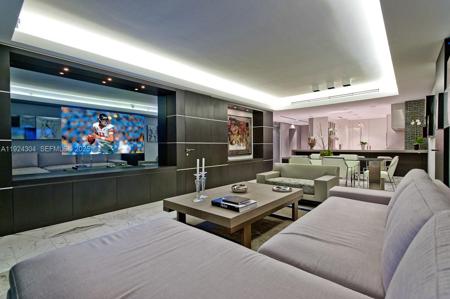 1331 Brickell Bay Dr