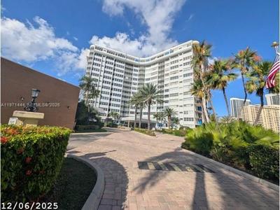 100 Golden Isles Dr