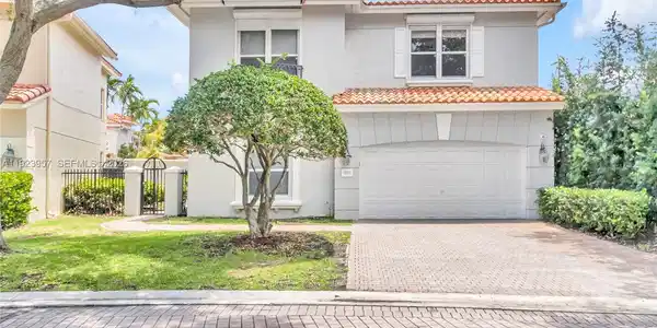 1547 Mariner Way