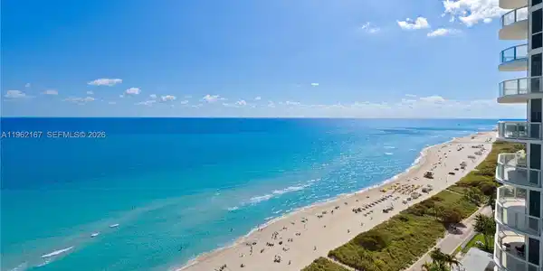 6365 Collins Ave