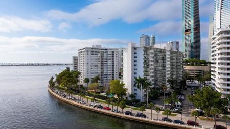 1408 Brickell Bay Dr