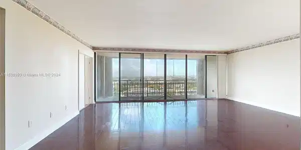 11113 Biscayne Blvd
