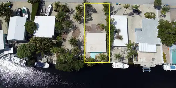 Lot 25 Gardenia St