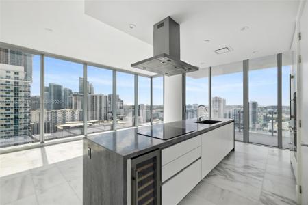 700 NE 26th Terr