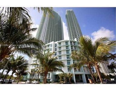 1900 N Bayshore Dr