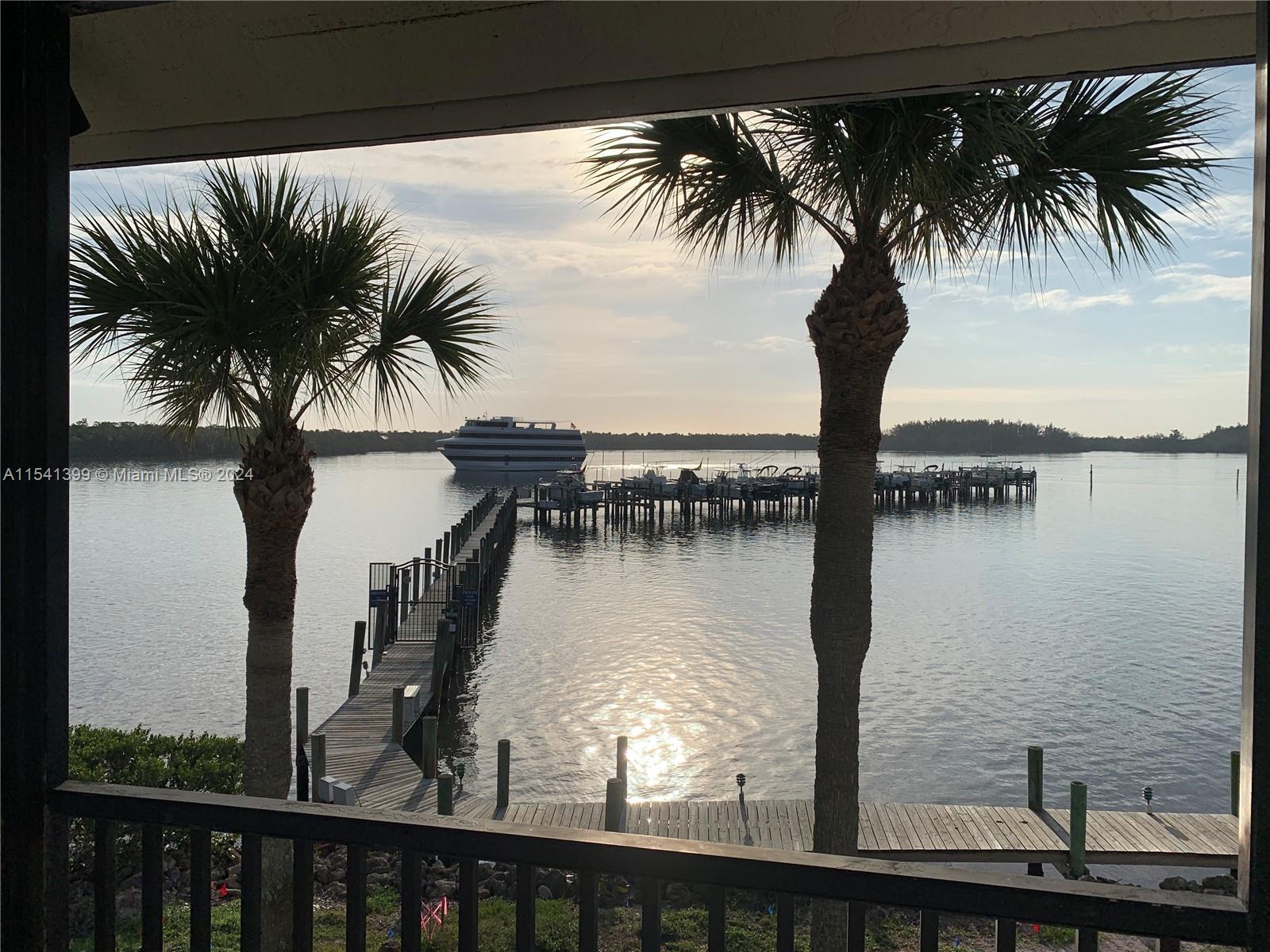 6062 SE Landing Way, Stuart, FL lhrmls02047716