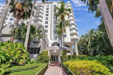 1621 Bay Rd