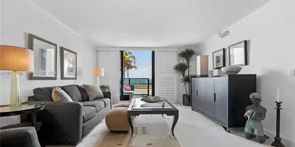 2301 S Ocean