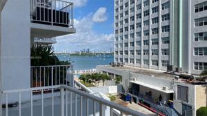 1228 West Ave