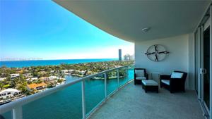 20201 E Country Club Dr Unit 1705