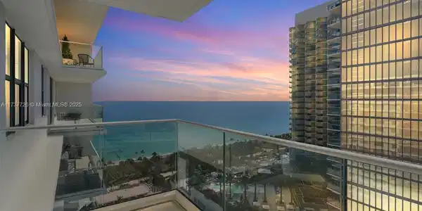 9801 Collins Ave