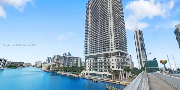 4010 S Ocean Dr