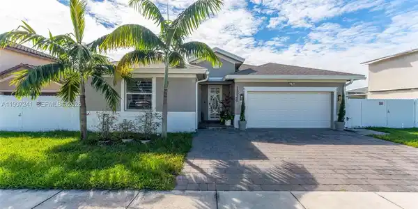 13240 SW 274th St
