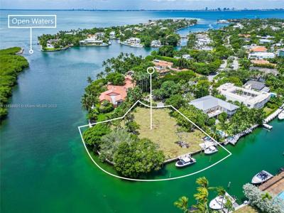 963 Harbor Dr