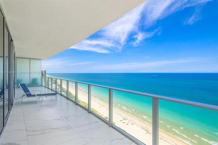 2200 N Ocean Blvd