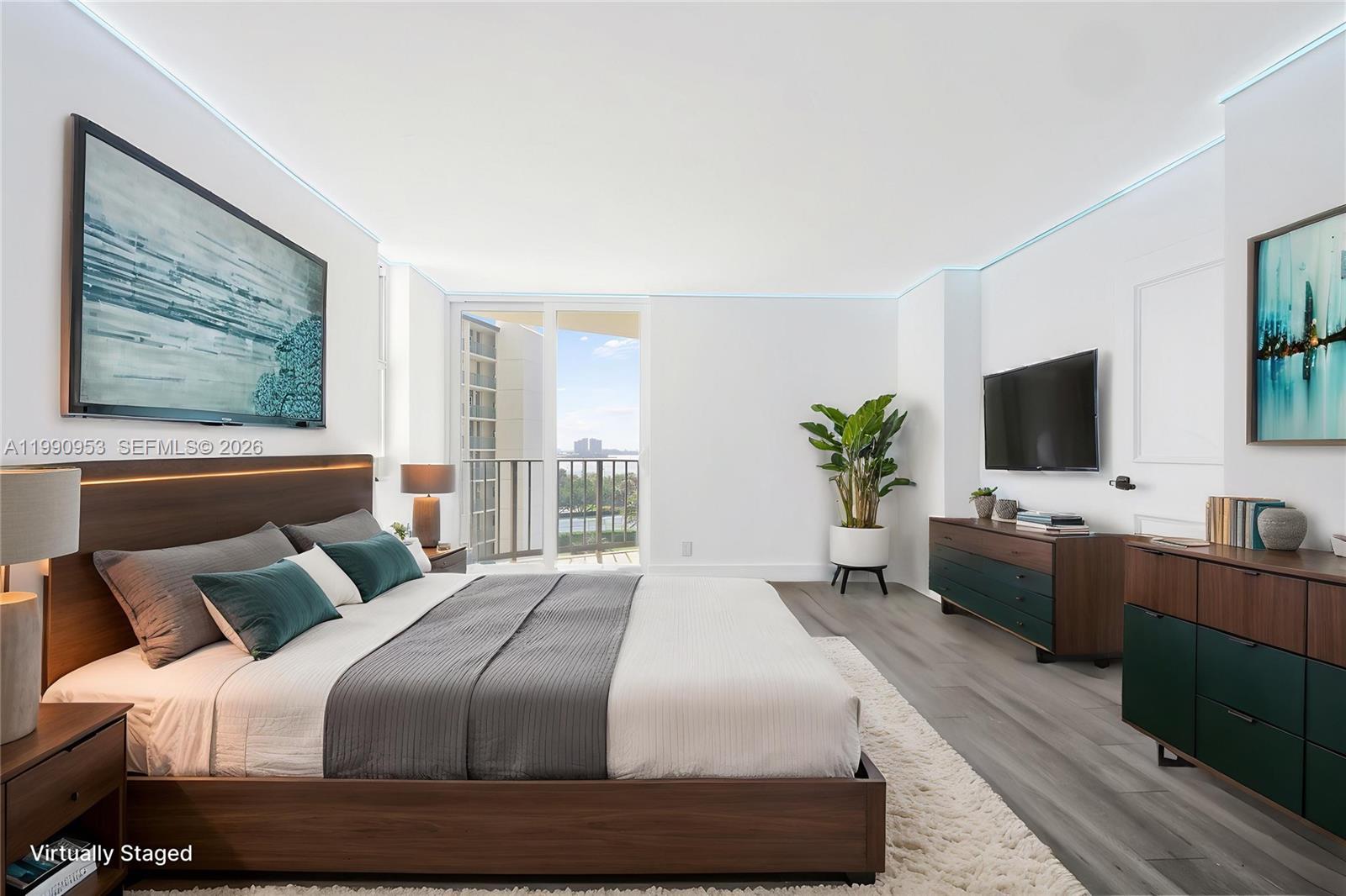 Image 4: Primary bedroom