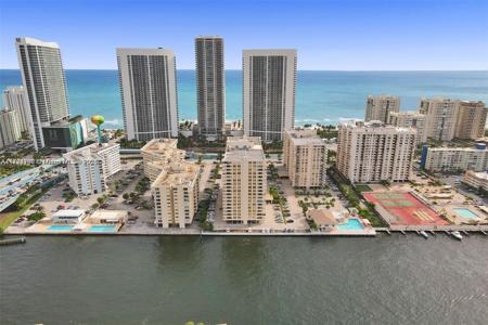 1833 S Ocean Dr