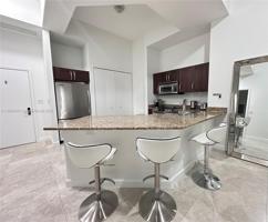 19900 E Country Club Dr Unit 118
